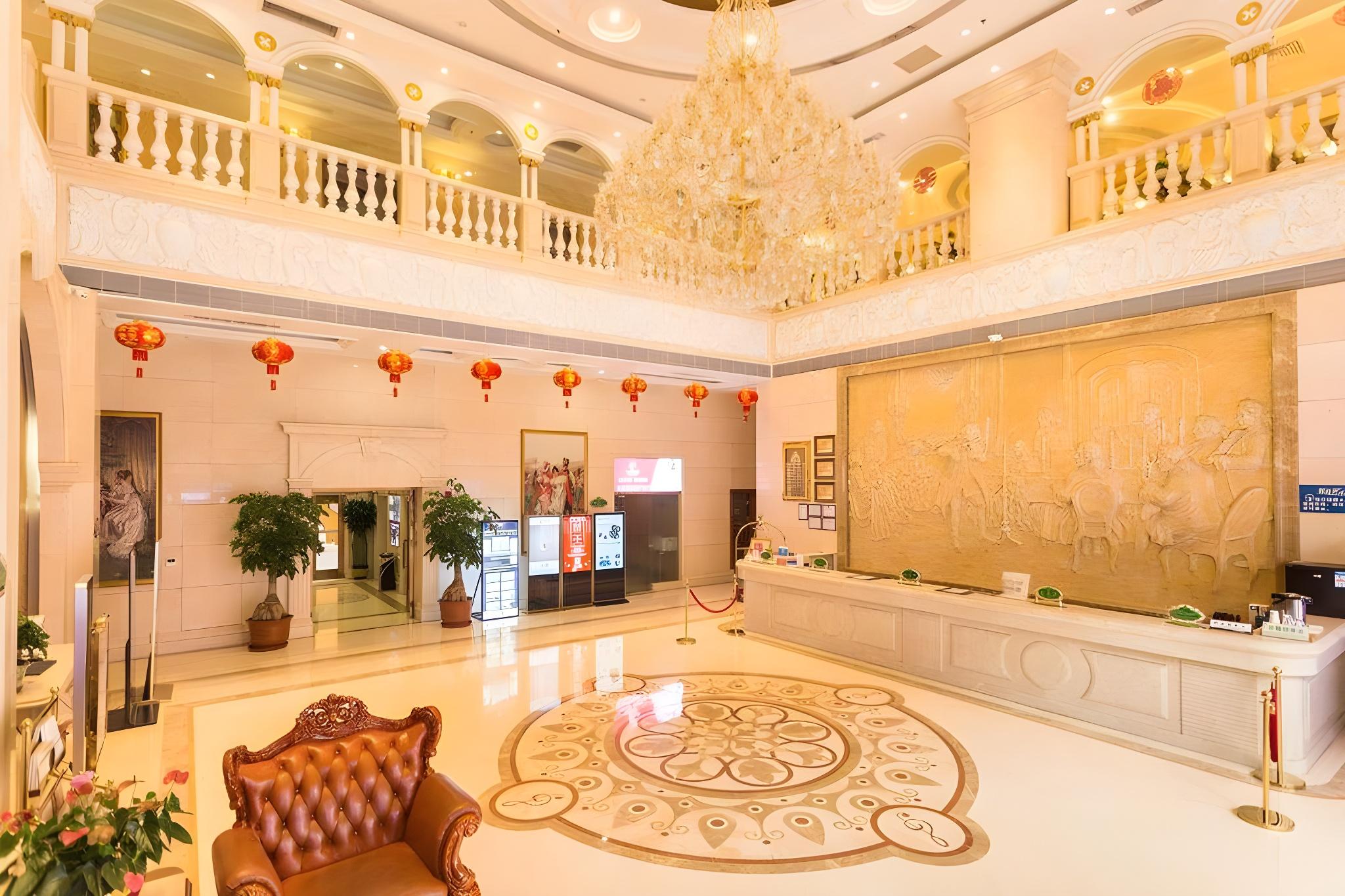 Vienna Hotel (Shantou Chaoyang High-Speed Railway Station) 7/51