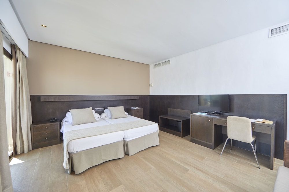 SUPERIOR, DOUBLE BED, TERRACE