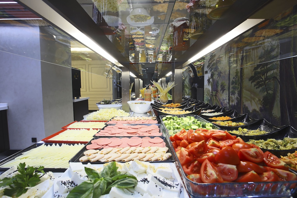 The Hotel Beyaz Saray & Spa, Istanbul in ISTANBUL