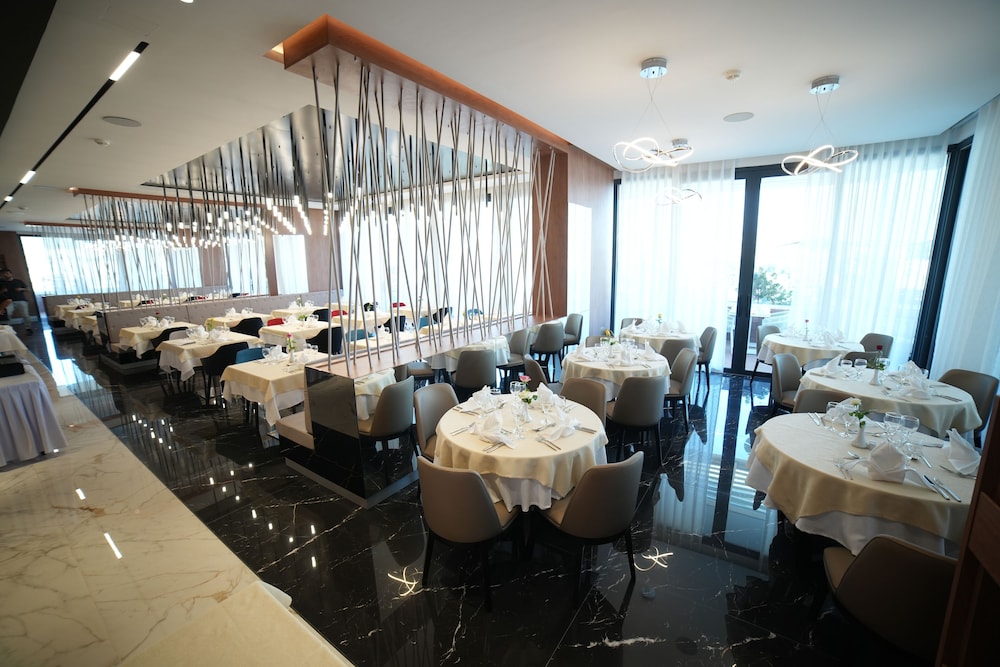 HOTEL KYRIAD PRESTIGE LE PATIO 27/31
