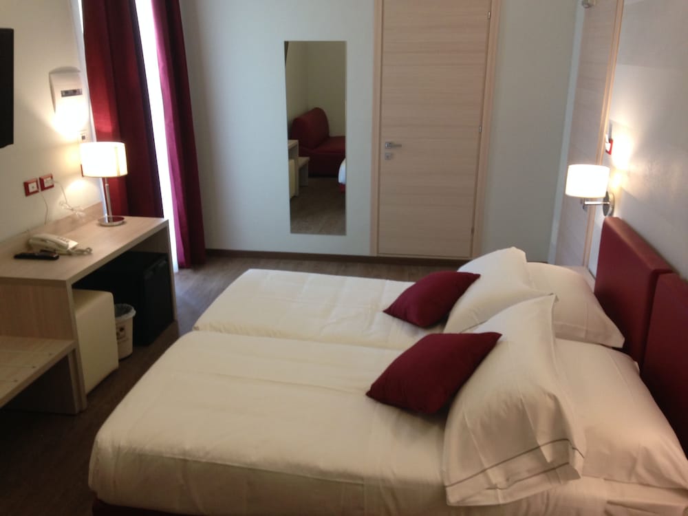 HOTEL EDEN GARDA 10/33