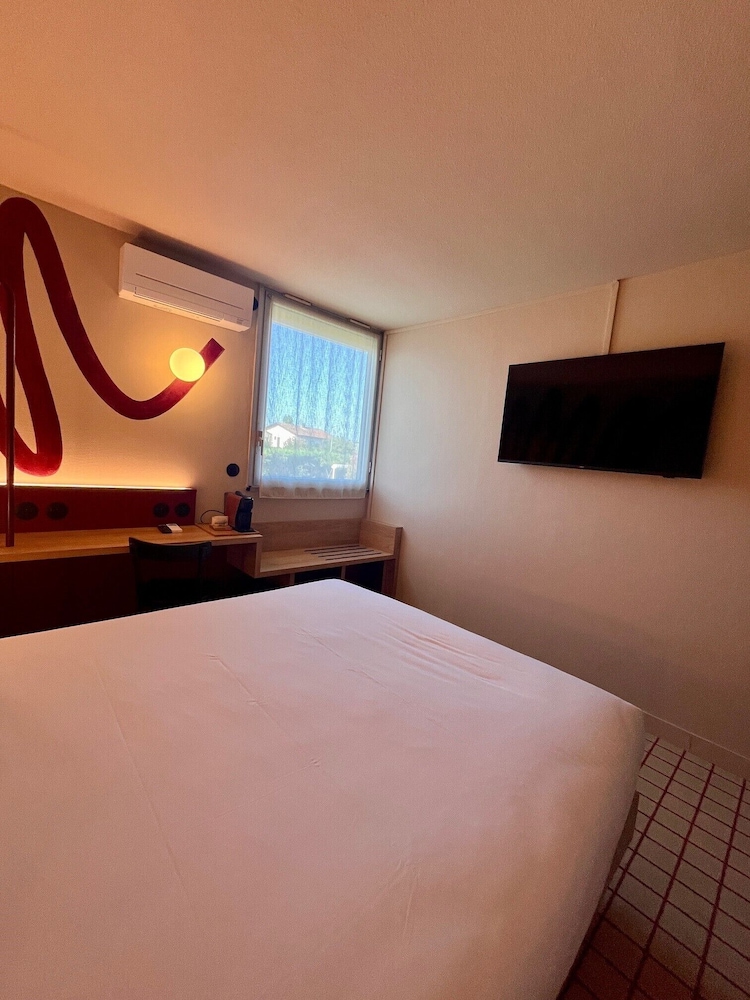 Standard, Double Bed