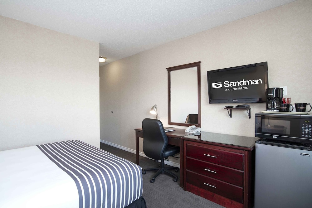 Sandman Hotel Cranbrook 45/47