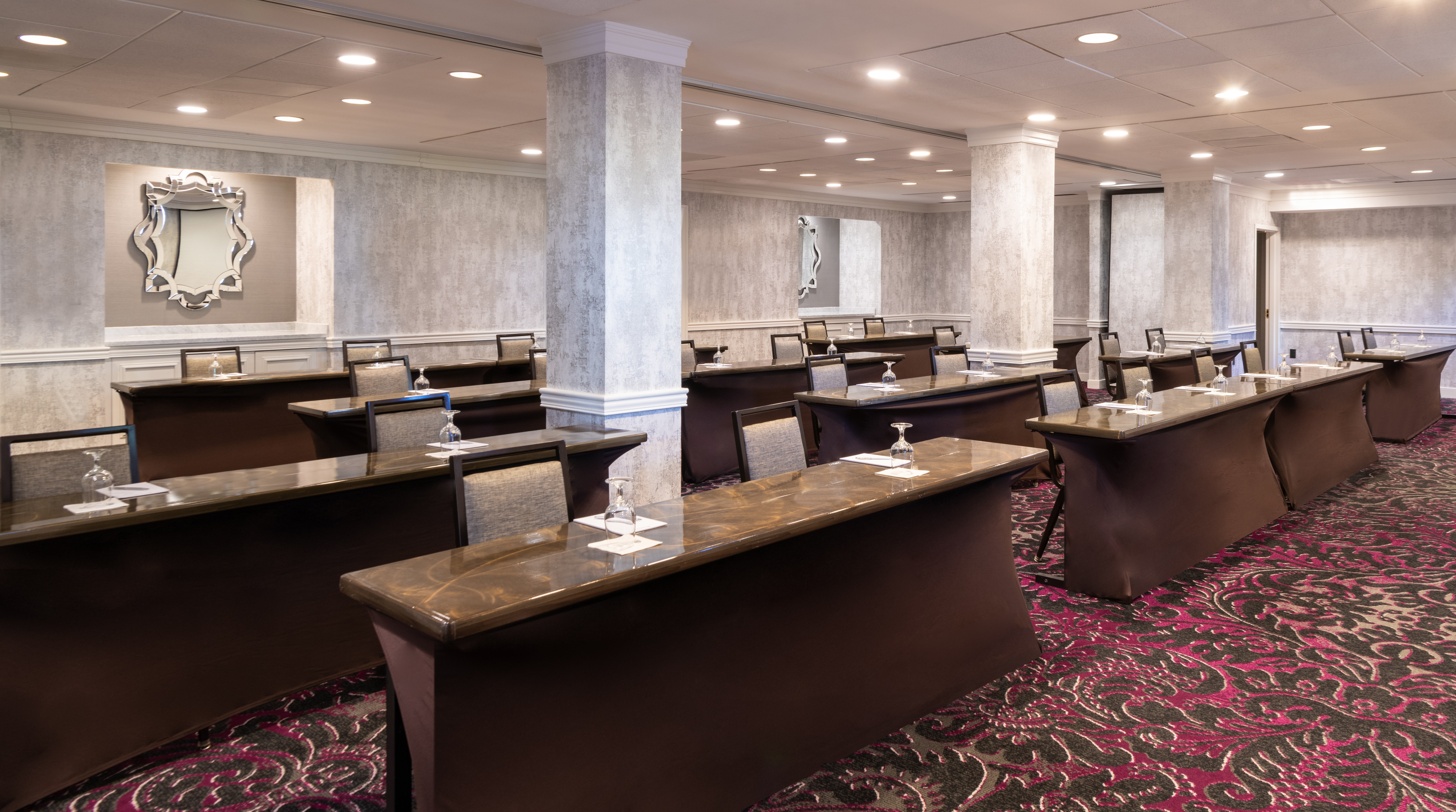 The Churchill Dupont Circle Near Embassy Row 44/48