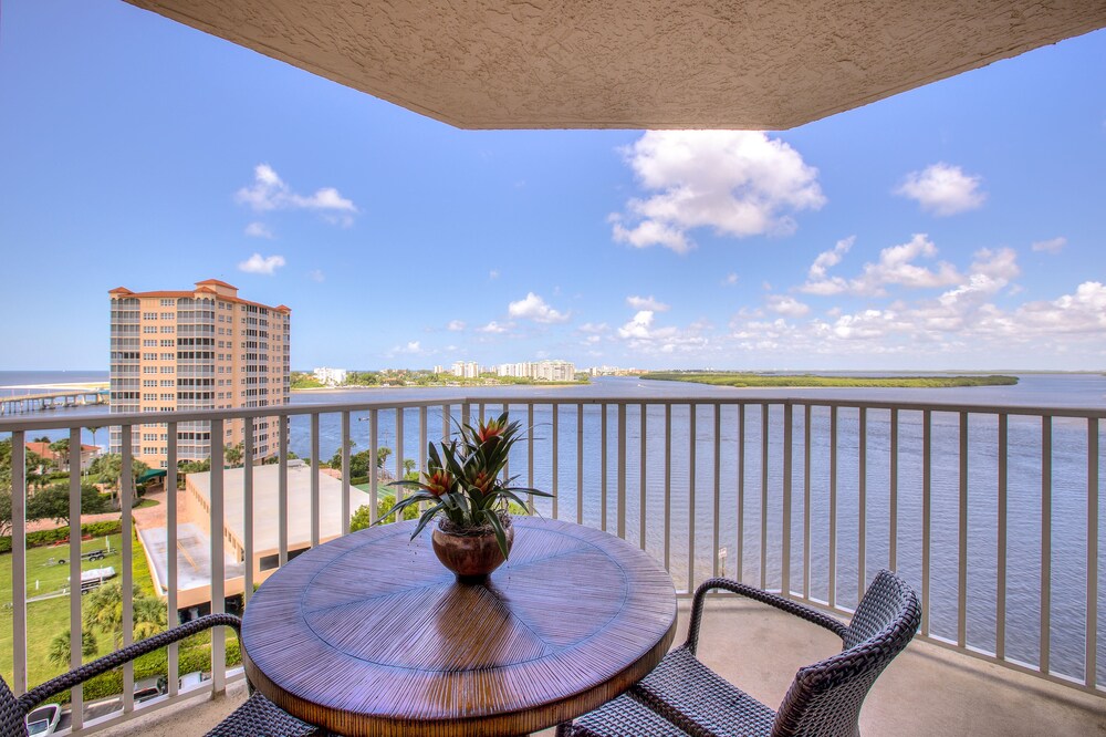 Lover's Key Resort by Check-In Vacation Rentals 6/70