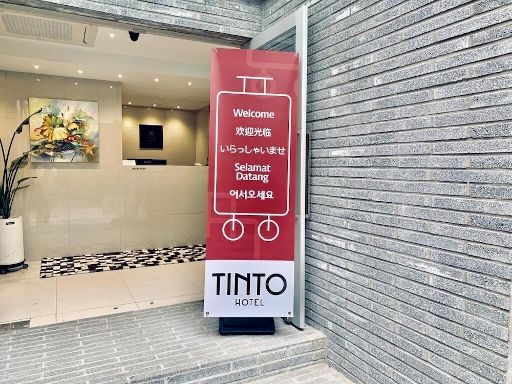 Tinto Hotel 7/38