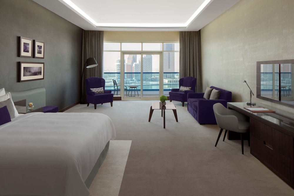 Radisson Blu Hotel Dubai Waterfront 52/78