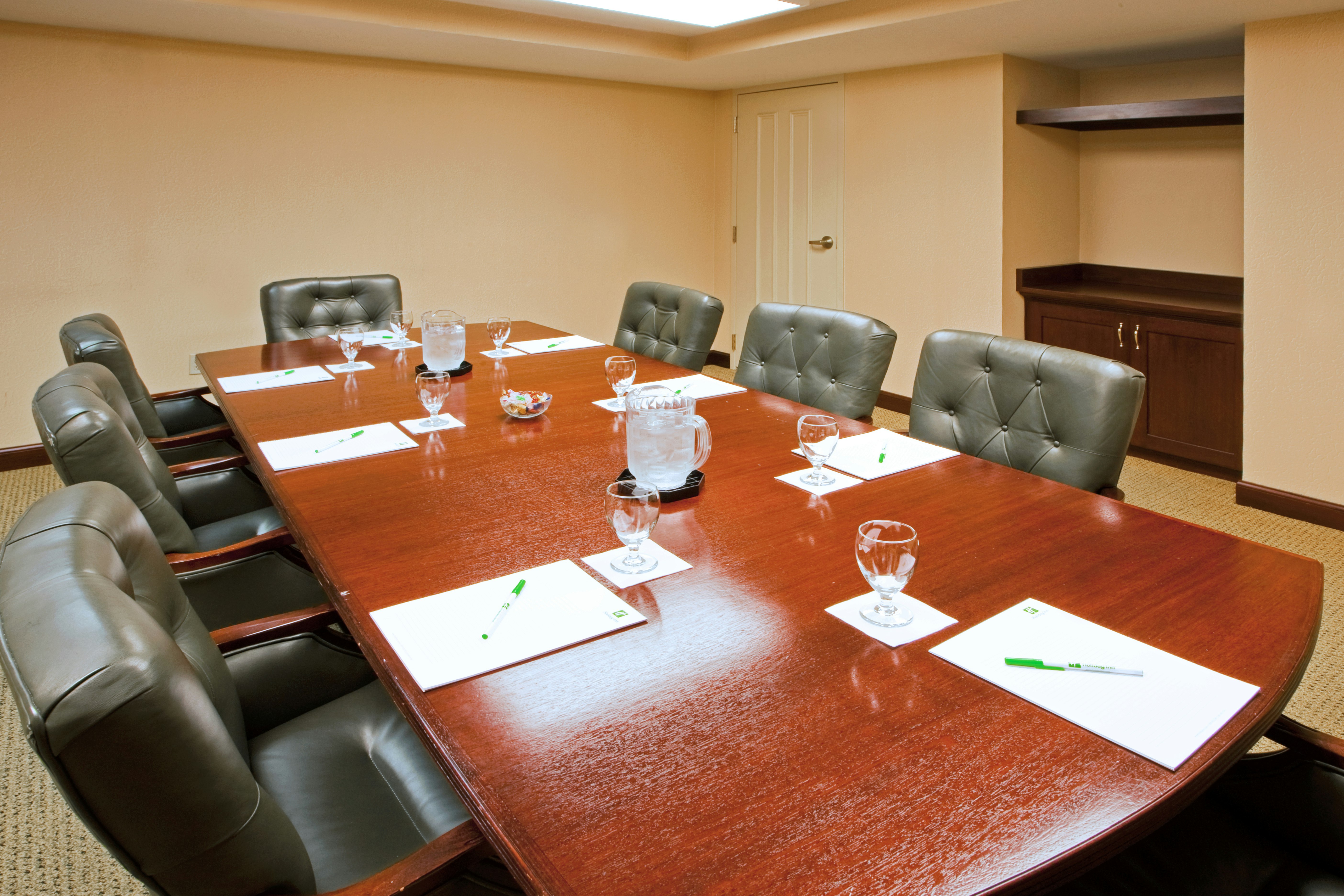 Holiday Inn Chantilly-Dulles Expo (Arpt) 46/55
