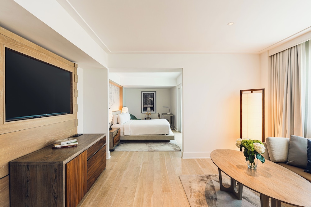 Junior Suite, King Bed, Bay View, Accessible، Nobu Hotel Miami Beach 2/6