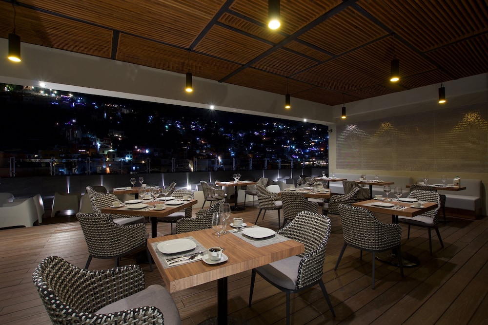 Nueve 25 Hotel Boutique 45/58