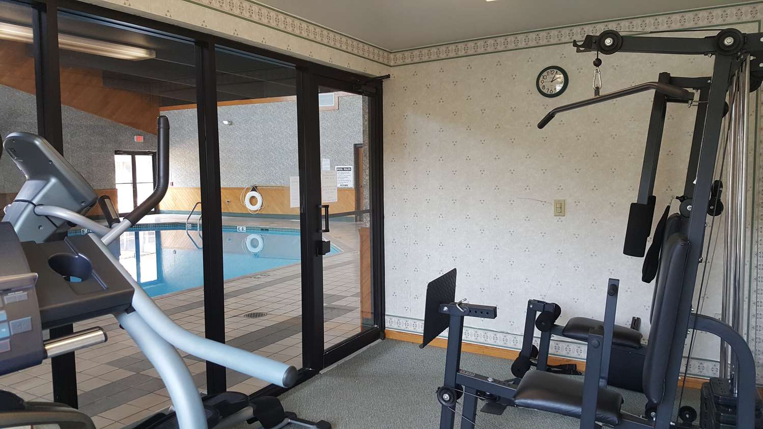Americas Best Value Inn Chippewa Falls 13/34