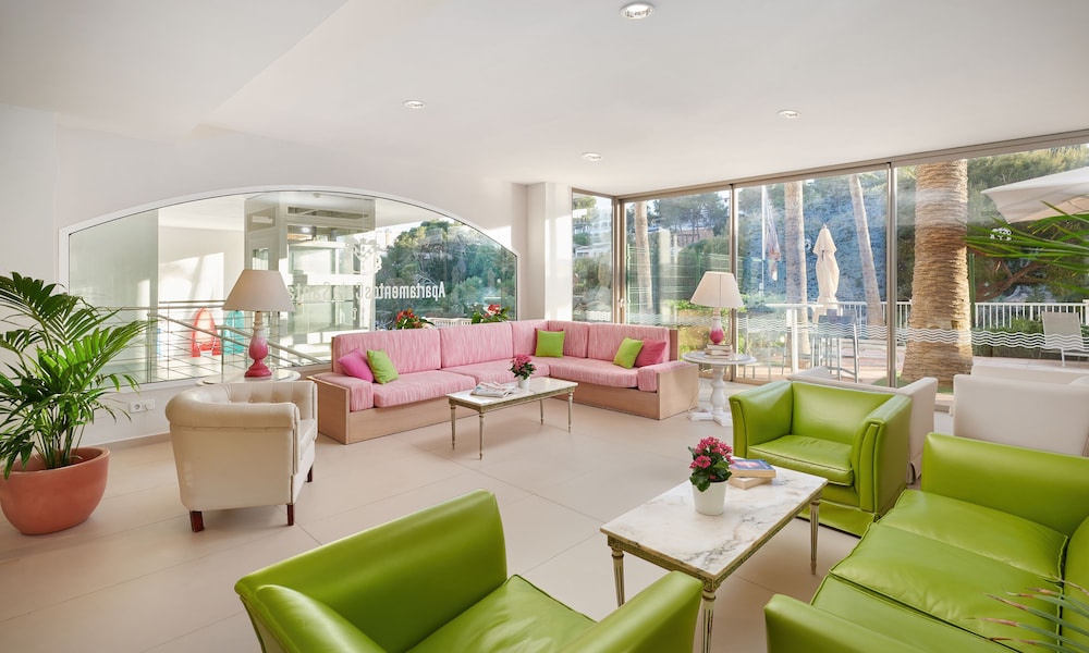 Hotel Apartamentos Cala Santanyi 46/70