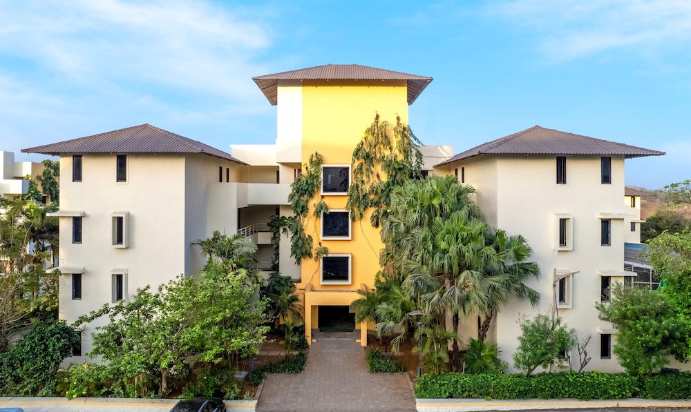 Mystic Valley Spa Resort 46/50