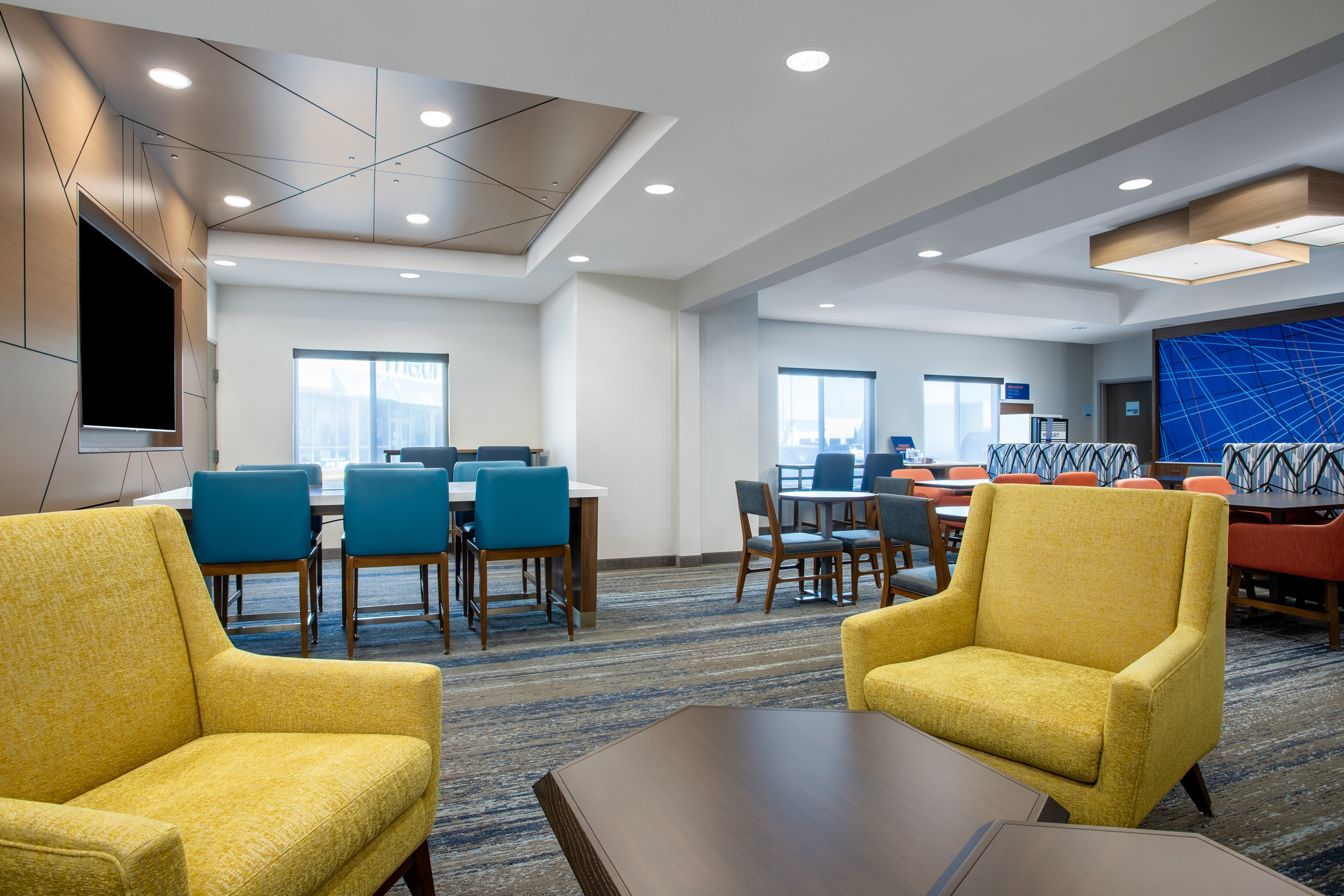 Holiday Inn Express Hotel Suites Clinton 31/50