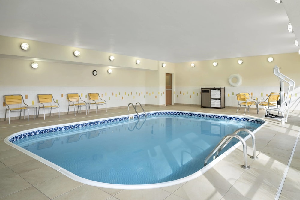 Comfort Inn & Suites Lima Northwest 3/30