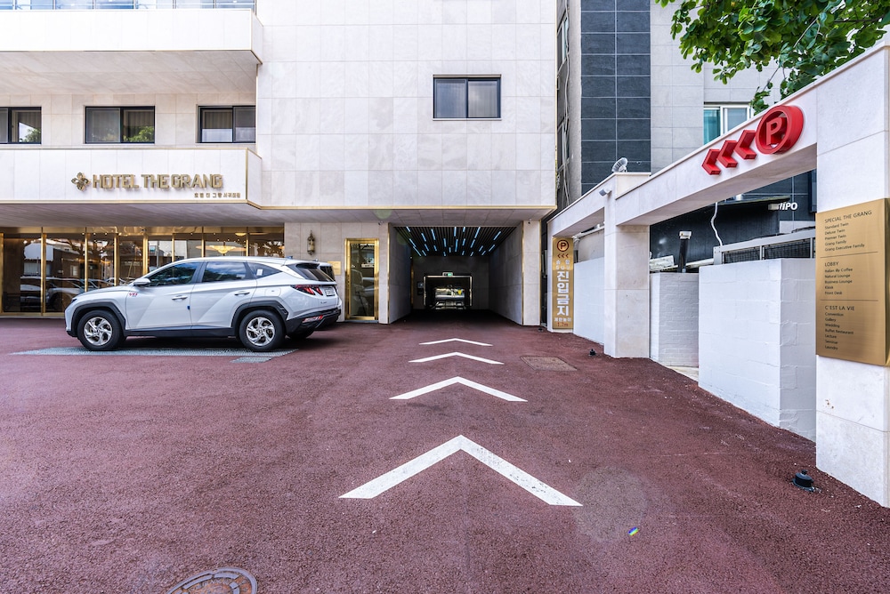 Hotel the Grang Seogwipo 39/55