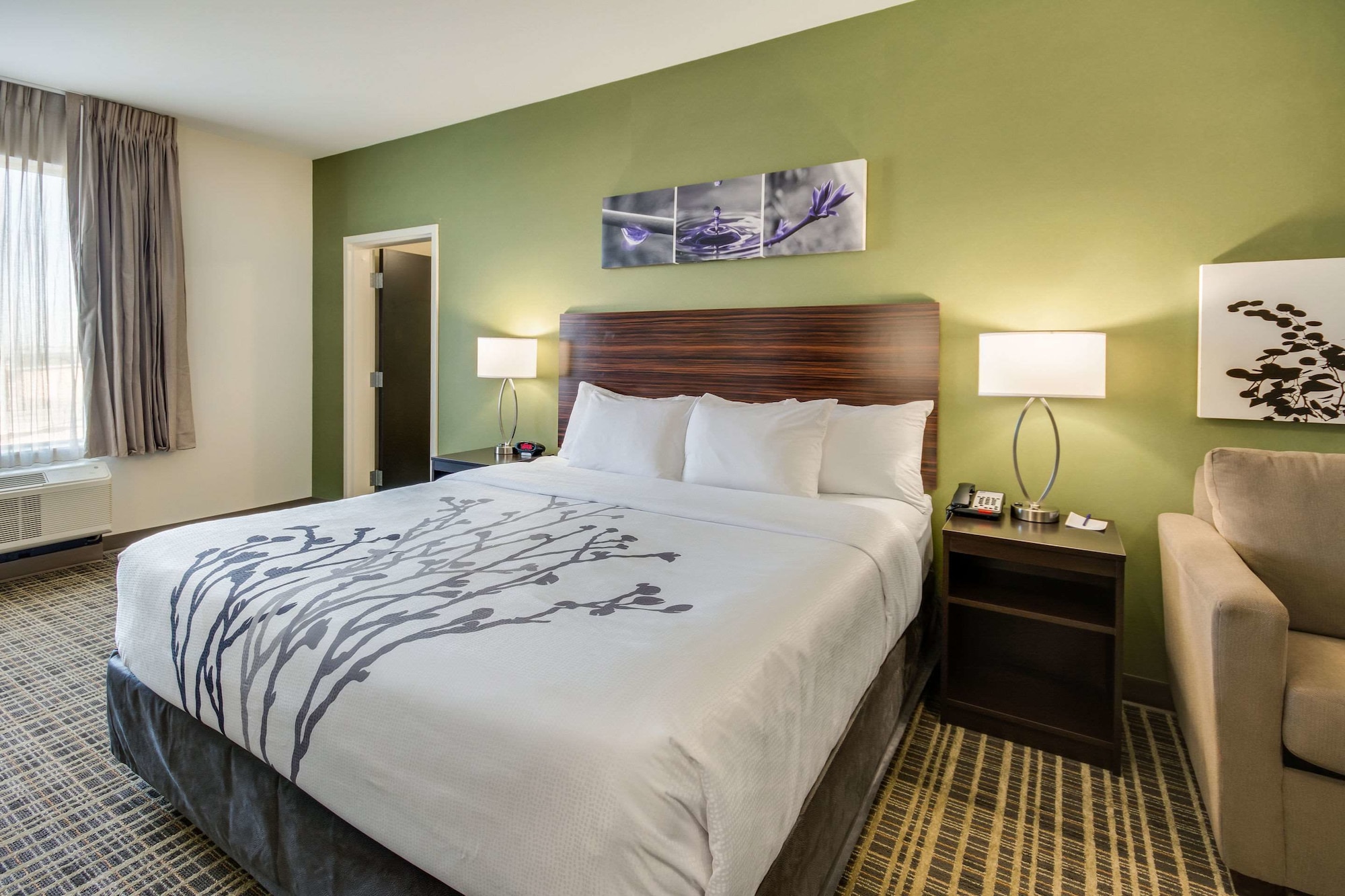 Upgrade, Suite, King Bed