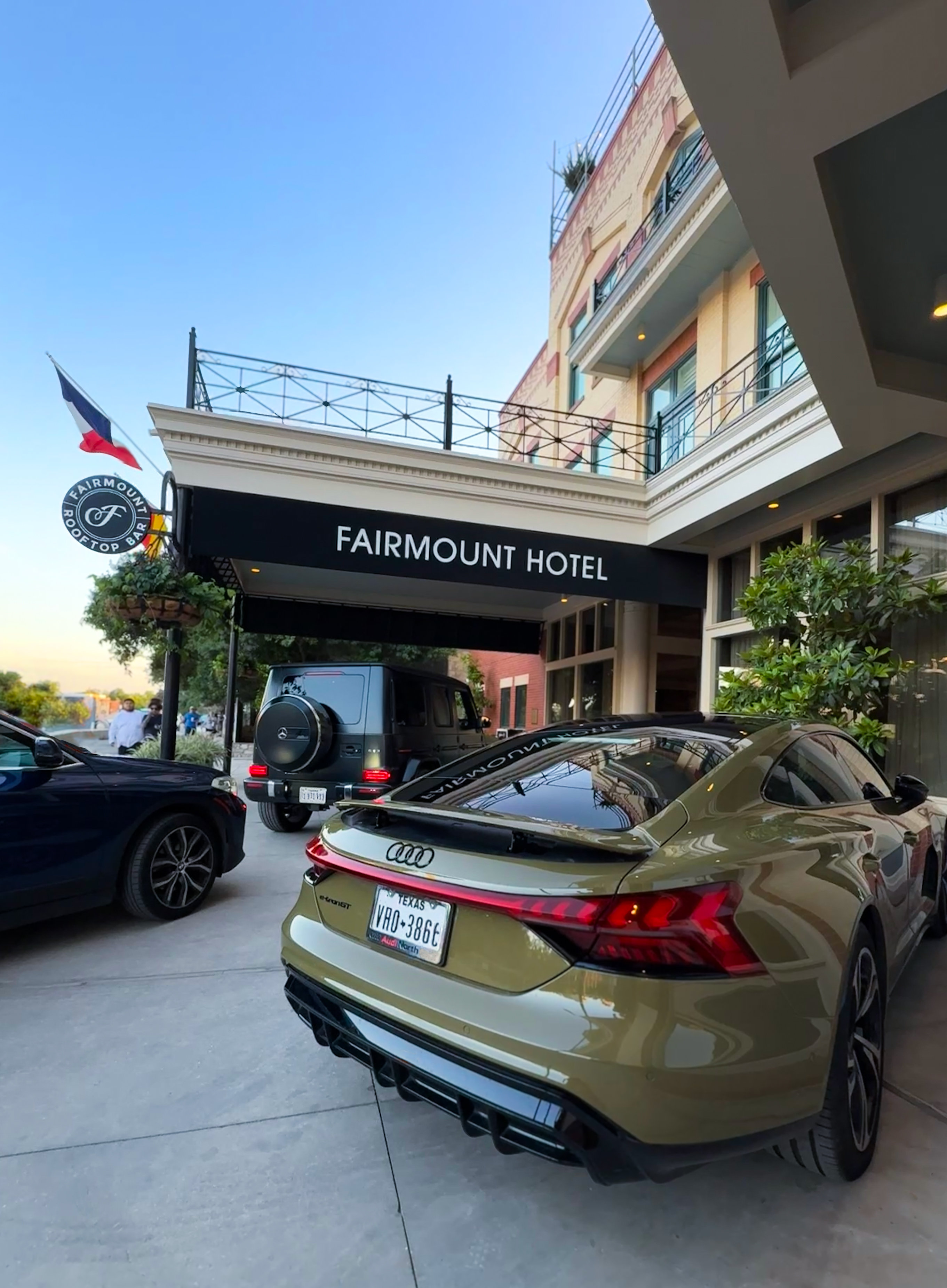 The Fairmount Hotel 52/55