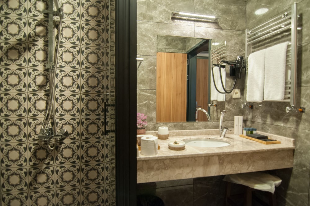 Nomade Hotel Exclusive 20/22