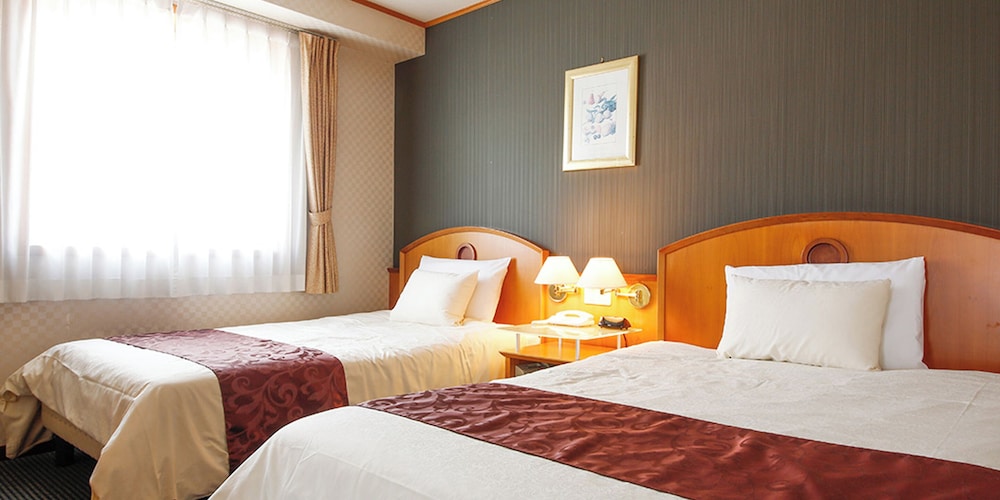 Hotel Bellmare 8/32