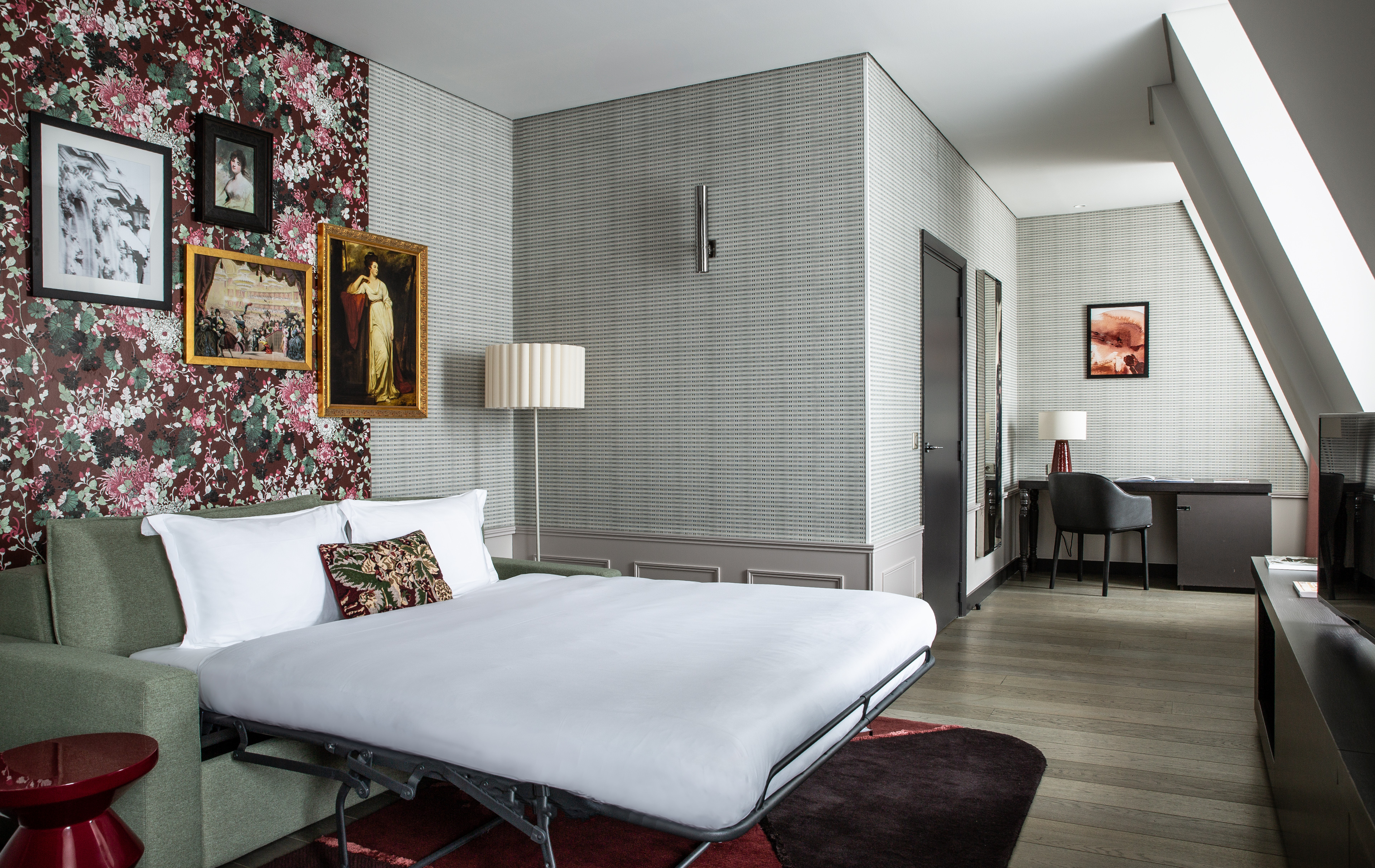 جناح بغرفة نوم واحدة مع أريكة، Hotel Indigo Paris - Opera by IHG 3/7