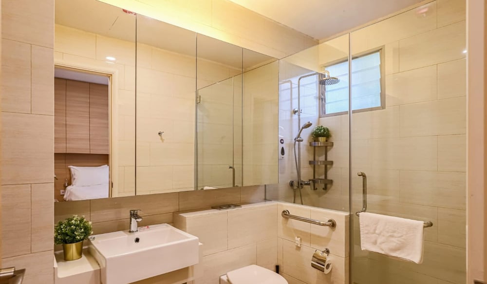 Thanksgiving Serviced Residence 63/67