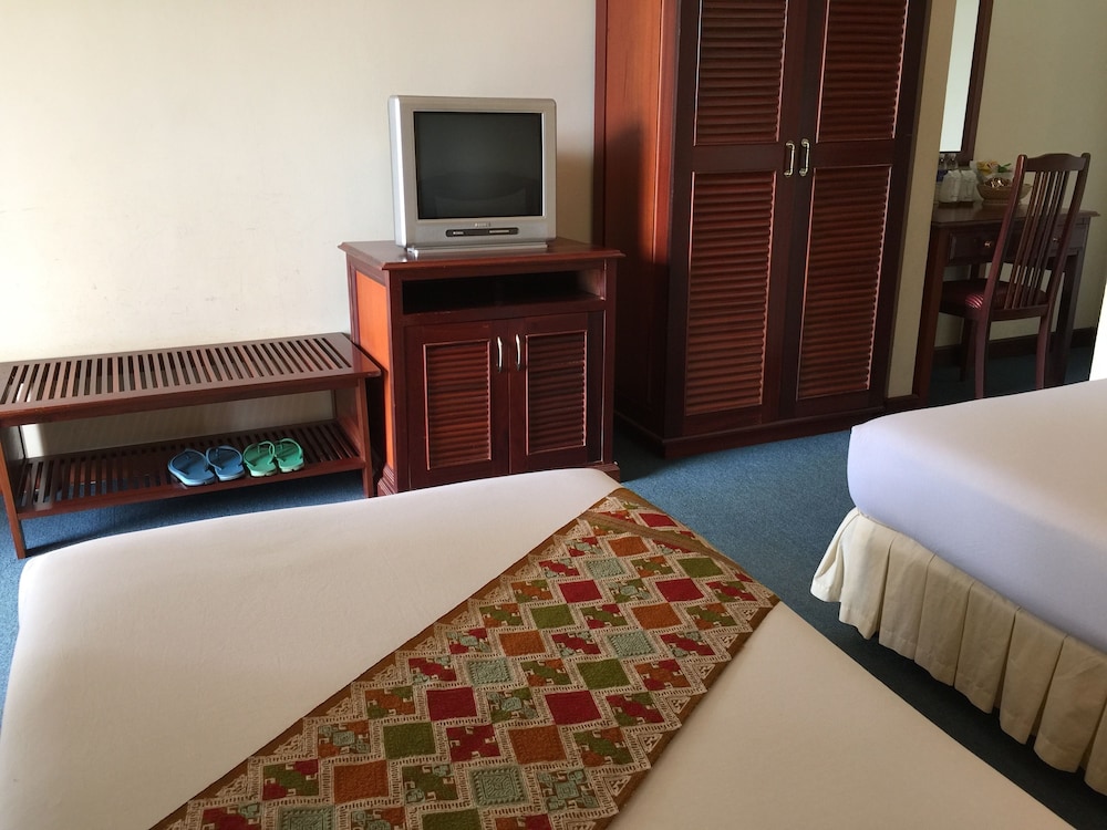 Champasak Palace Hotel 14/65