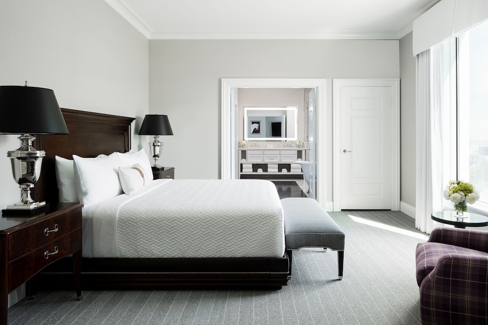 STANDARD, KING BED