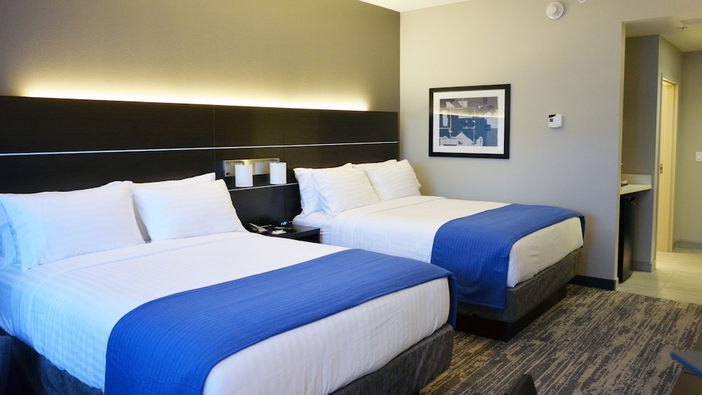 Holiday Inn Express Suites Jacksonville W I295 And I10 16/57