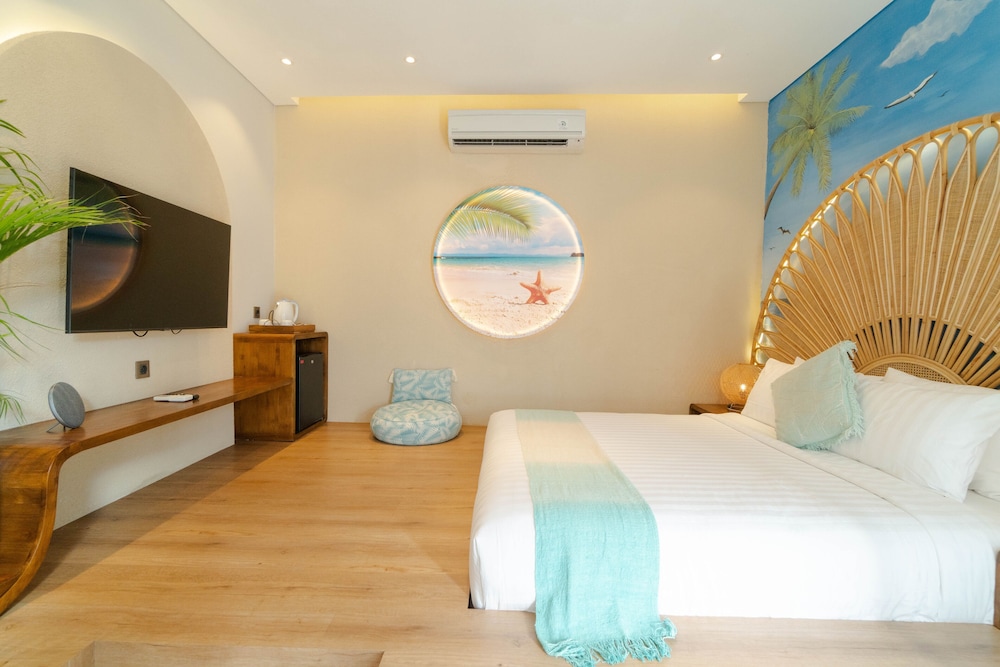 LAROSE VILLA 16/47