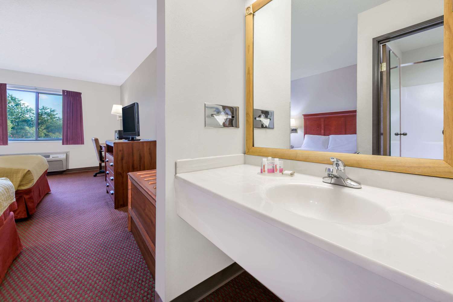 Baymont By Wyndham Enid 25/25