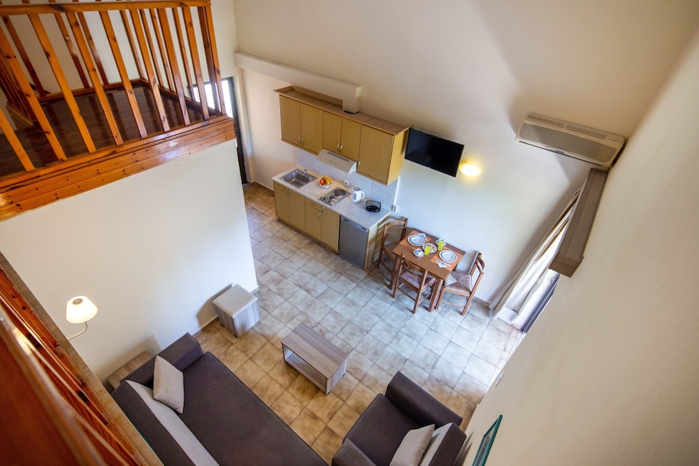 Rossi S Studios and Apartments 32/71
