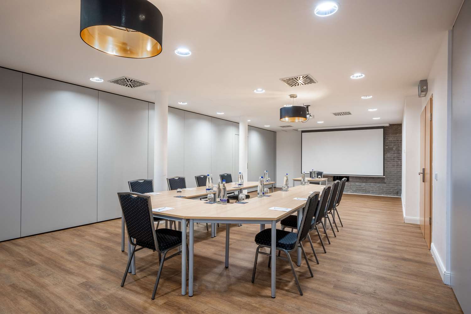 Meat & Stay Hotel Muenchen 42/54