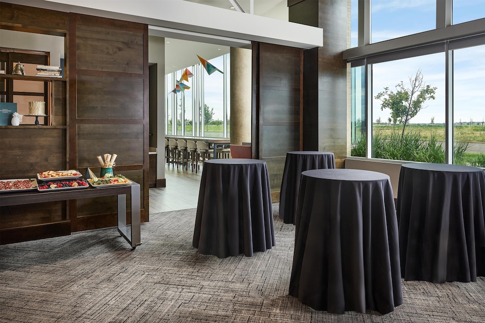 Hyatt Place Pena Station/Denver Airport 35/57