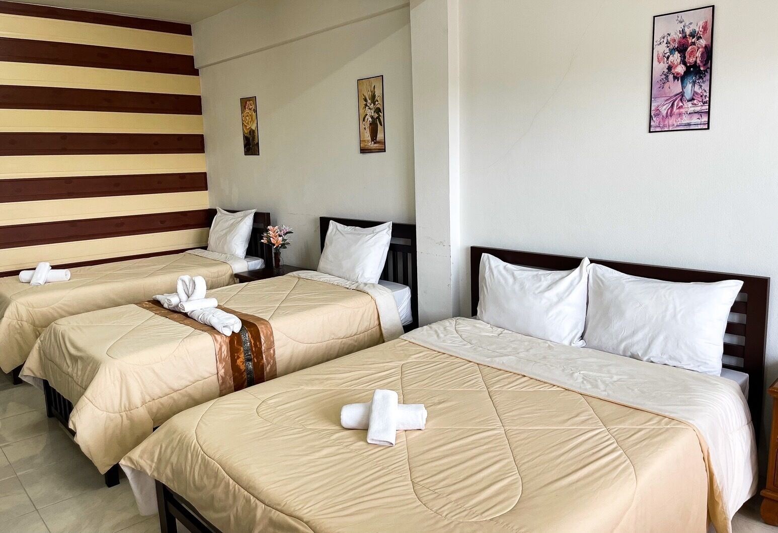 Family, Double and Twin Beds