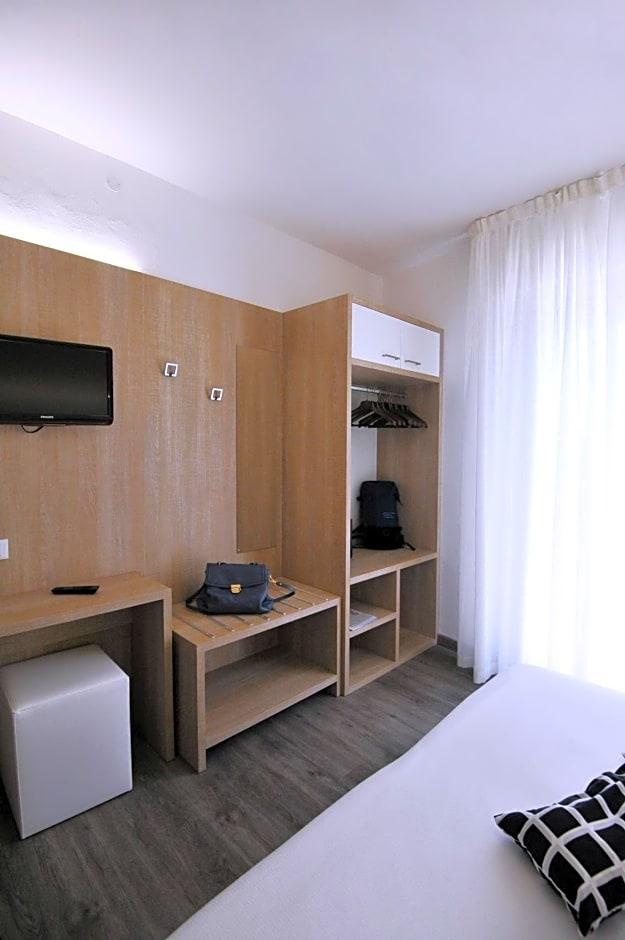 Hotel Etna 40/54