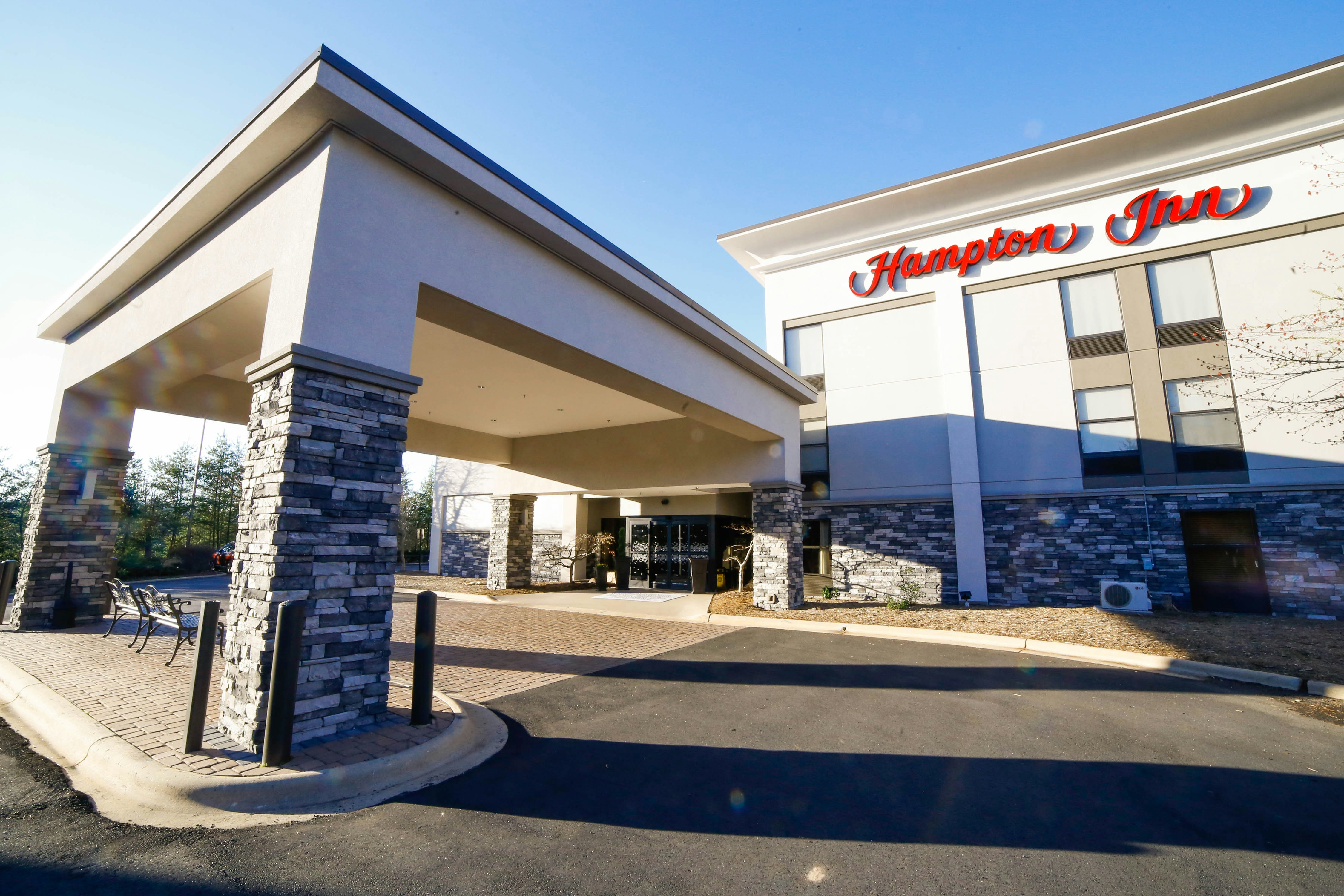 Hampton Inn Franklin Nc 27/30