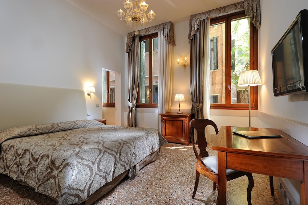 Palazzo Vitturi Hotel 31/67