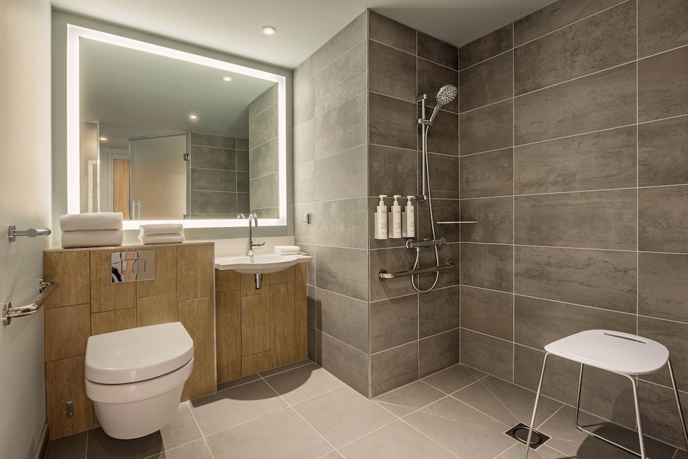 Courtyard by Marriott Paris Charles de Gaulle Central Airport 31/31