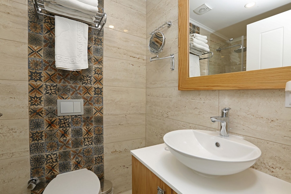 Payam Hotel 49/50