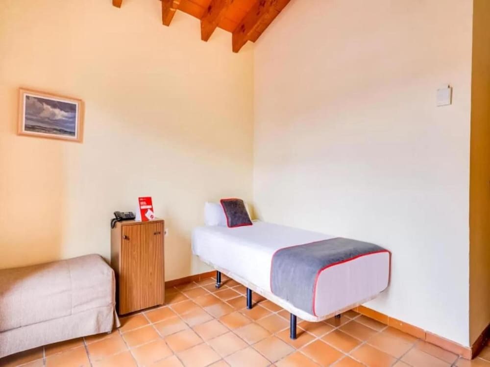 HOTEL TORRE SANT JUAN 10/33