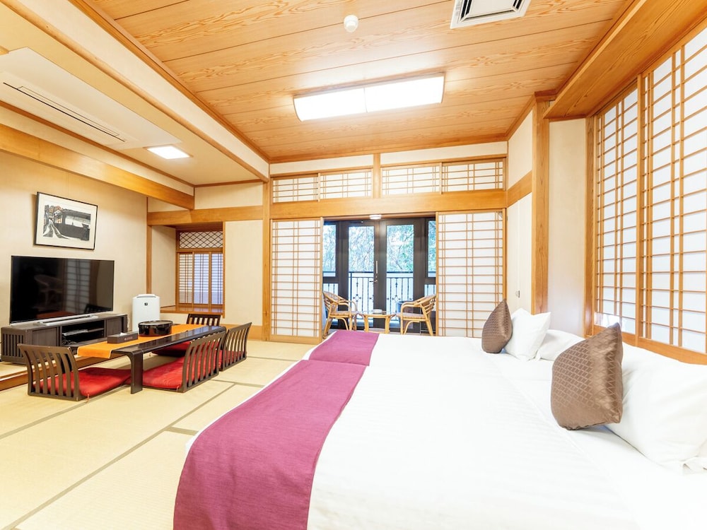 CONNECTING, JUNIOR SUITE, TRADITIONAL, OUTDOOR BATH, TERRACE