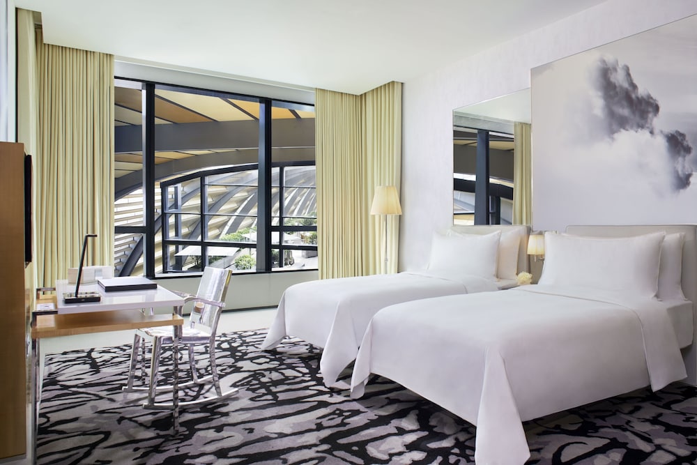 JW MARRIOTT HOTEL SINGAPORE SOUTH BEACH 11/73