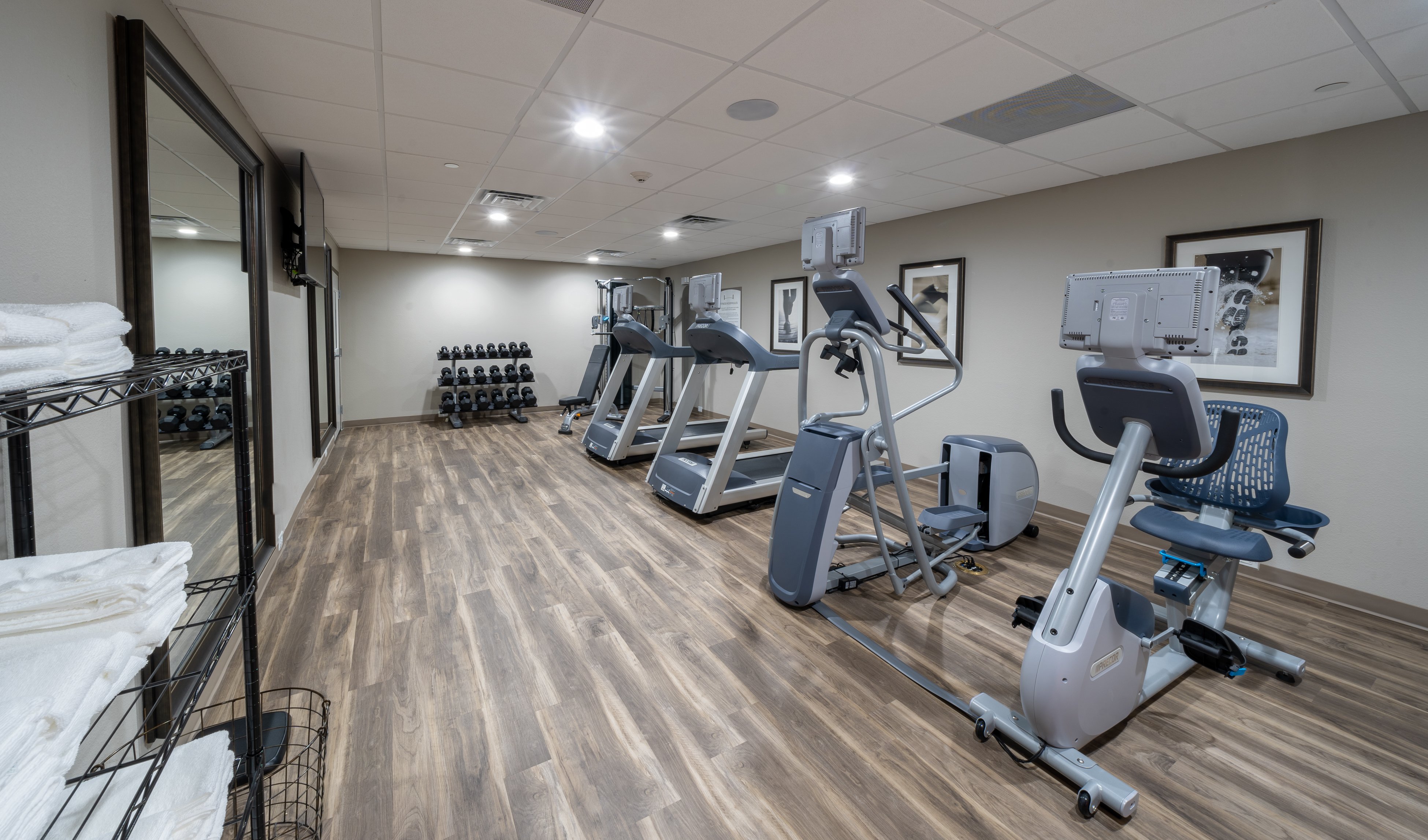 Staybridge Suites Houston East - Baytown 38/76