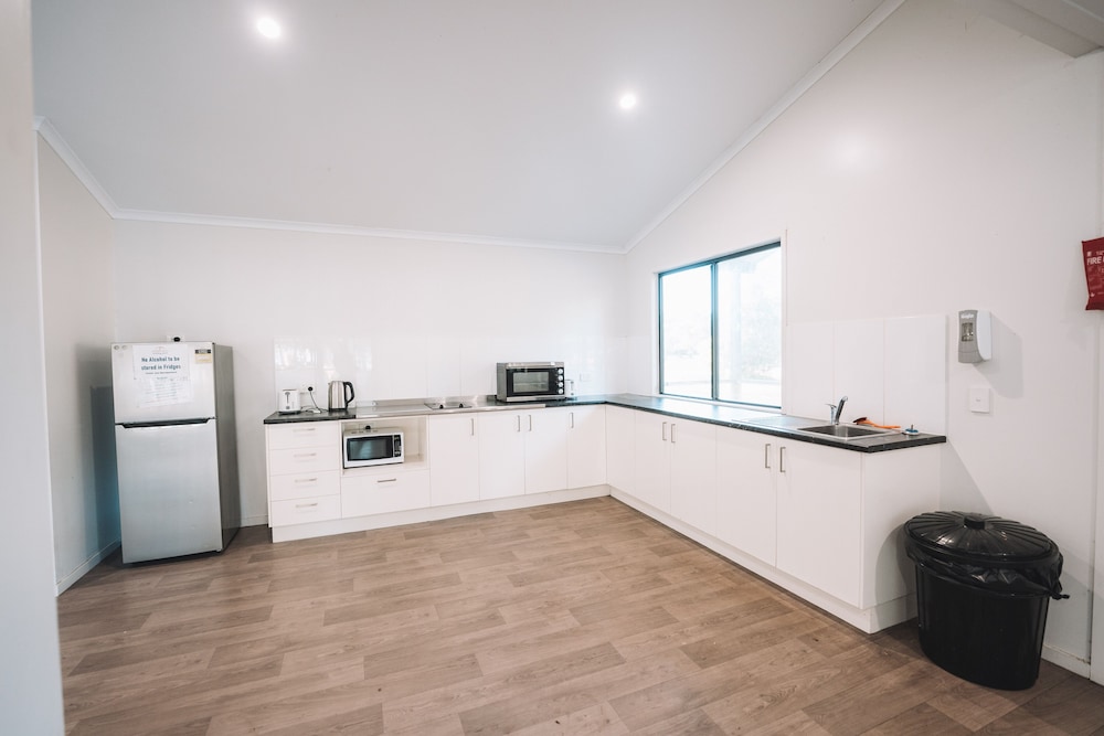 BIG4 Breeze Holiday Park Rainbow Beach 25/47