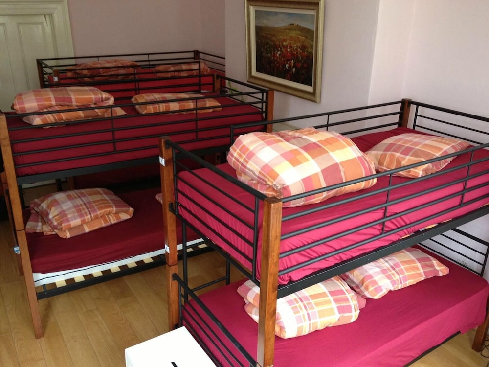 Embassie Backpackers Liverpool 14/41