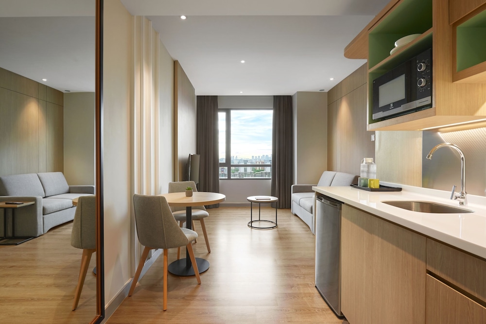 Komune Living Wellness 20/50
