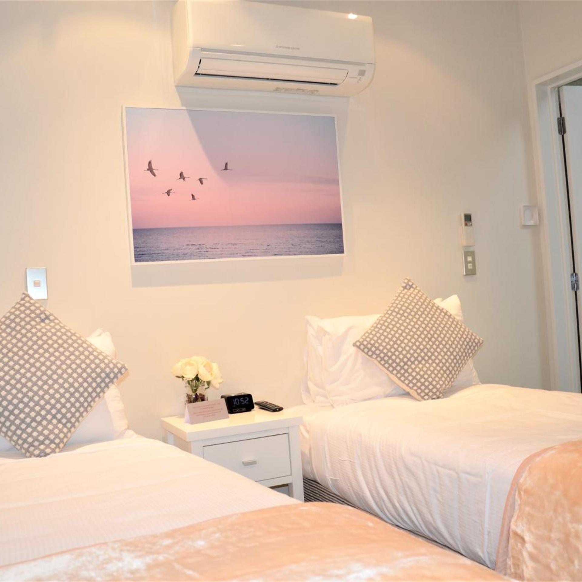 Serene, No Window، Colombo Lodge 3/10