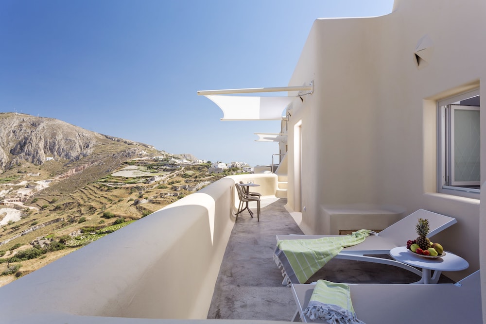 Skyfall Suites 20/79