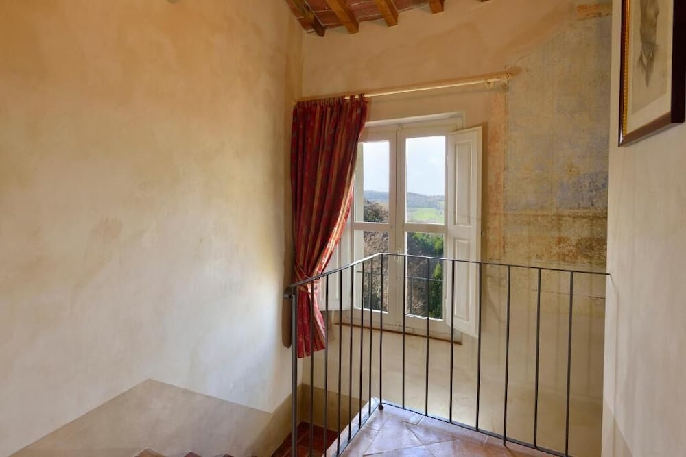 PALAZZO MOSELA ALLA PORTA 18/39